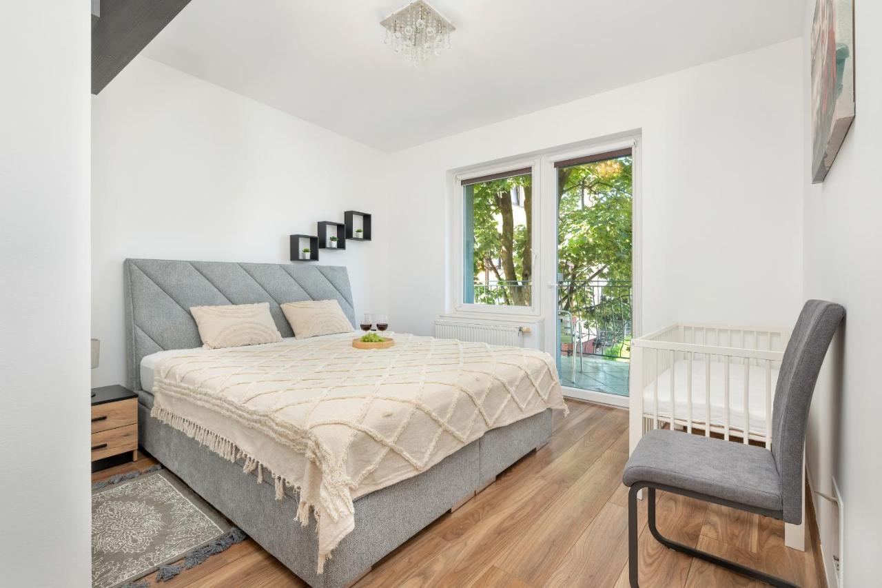 Bright & Spacious Family Apartment In Miedzyzdroje With Parking And 3 Balconies By Noclegi Renters 外观 照片