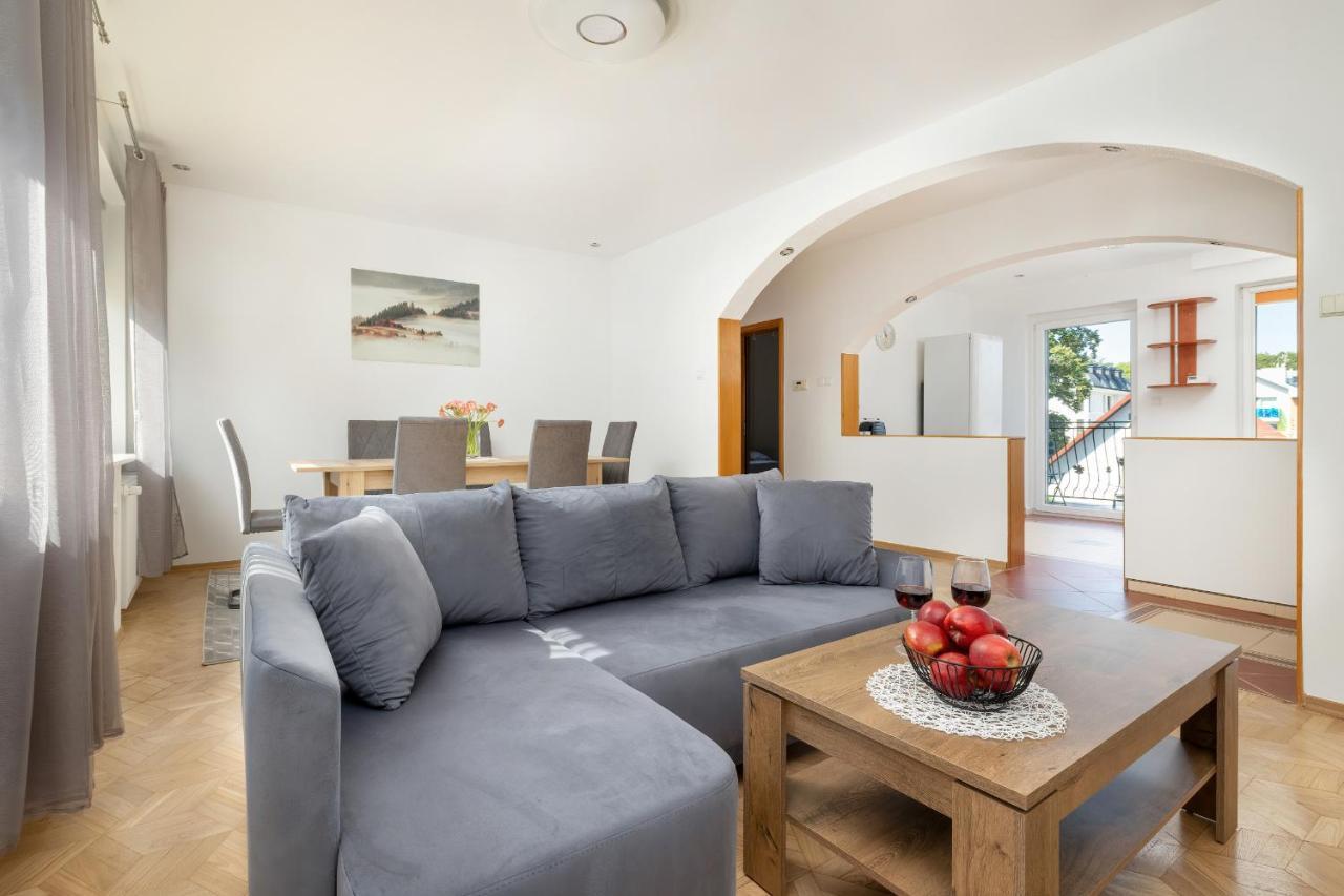 Bright & Spacious Family Apartment In Miedzyzdroje With Parking And 3 Balconies By Noclegi Renters 外观 照片