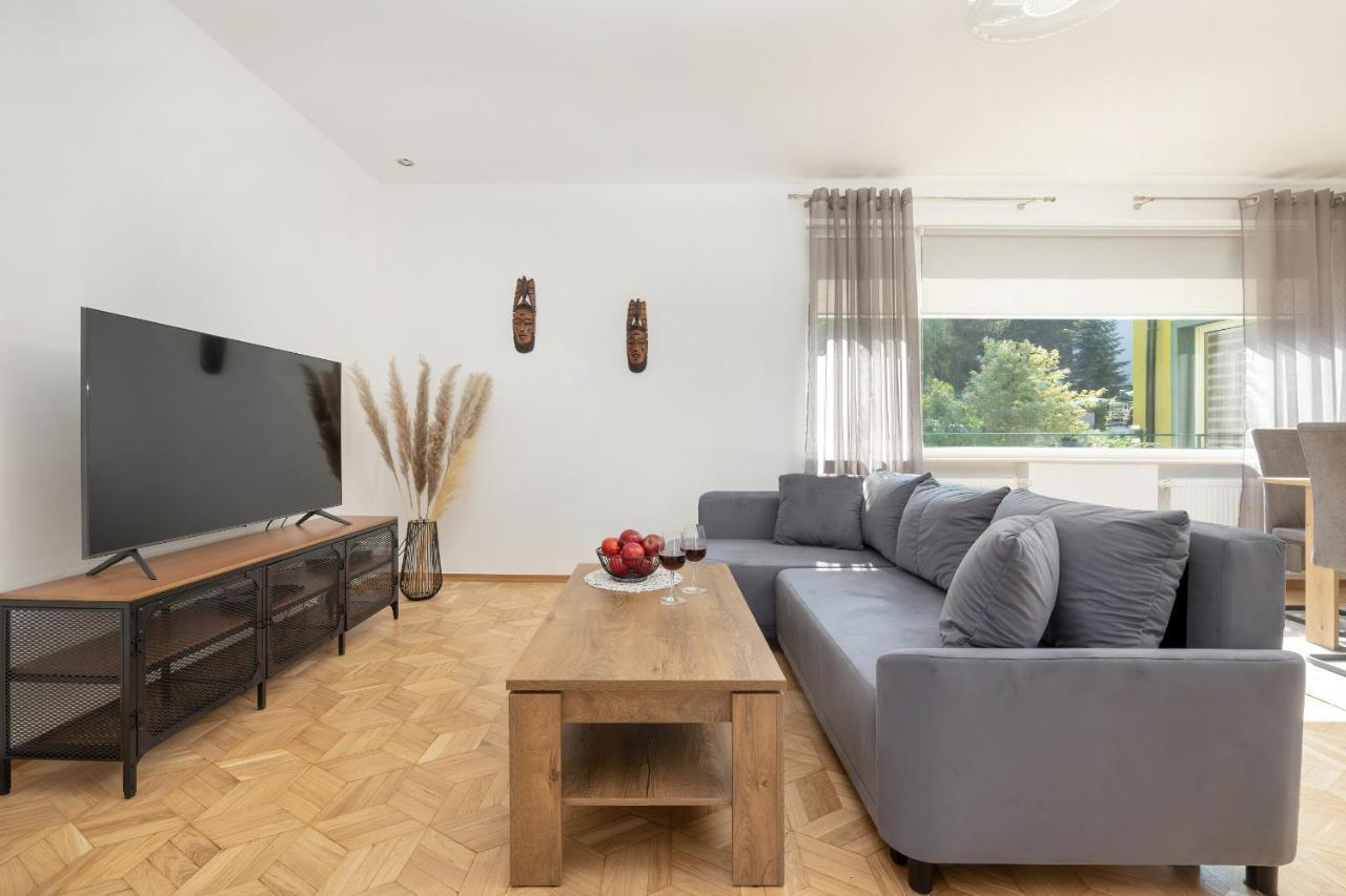 Bright & Spacious Family Apartment In Miedzyzdroje With Parking And 3 Balconies By Noclegi Renters 外观 照片